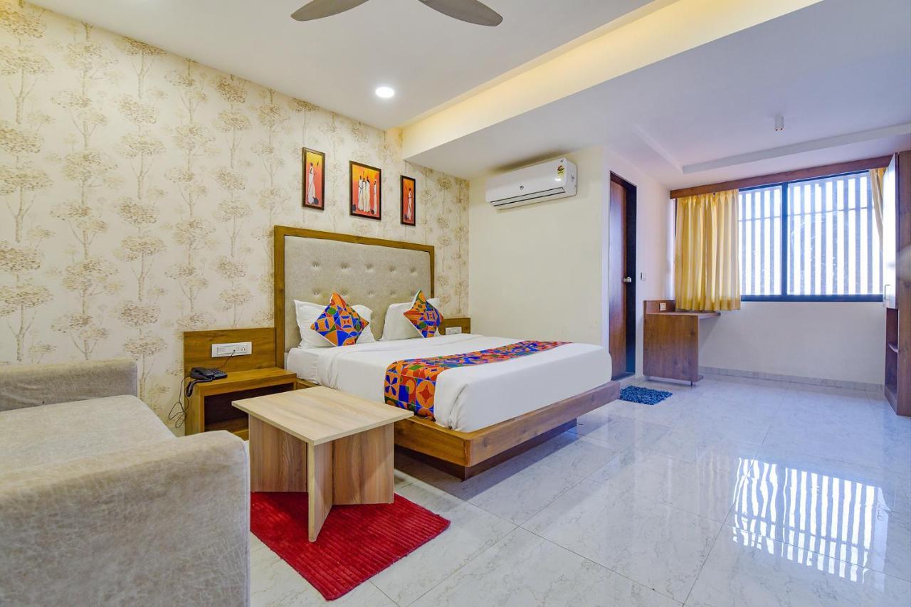Hotel Legrand.Inn Ahmedabad Exterior foto